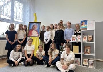 Sprawozdanie z konkursu recytatorskiego „Pamiętamy o Tobie św. Janie Pawle II”