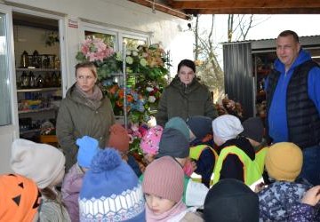 Wizyta w sklepie „Centrum Zniczy” w Osieku